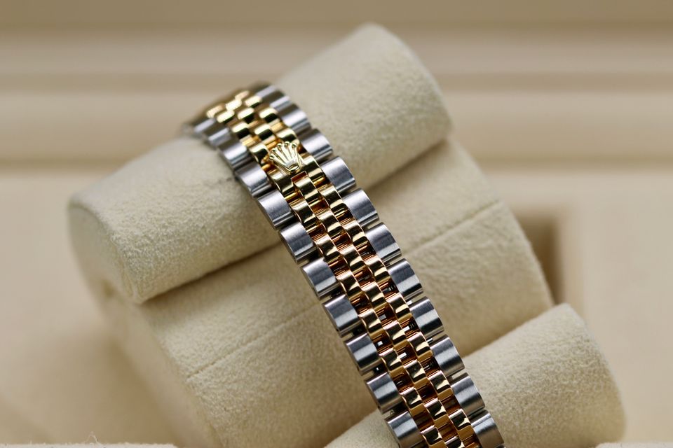Rolex Datejust Lady 28 279383 RBR Image 4